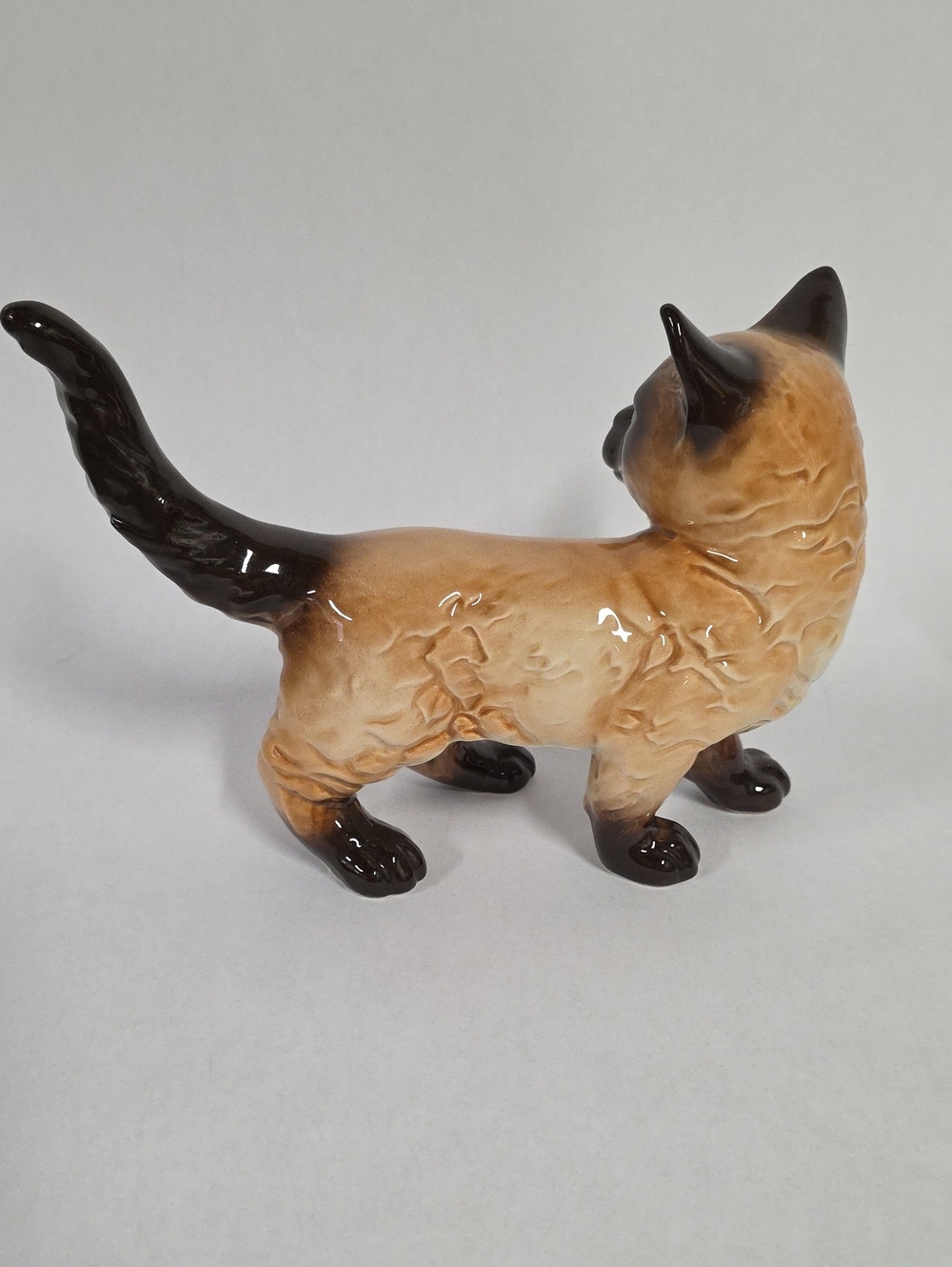 Vintage Goebel #029 Porcelain Siamese Cat Figurine - Made In West Germany - Picture 2 of 10